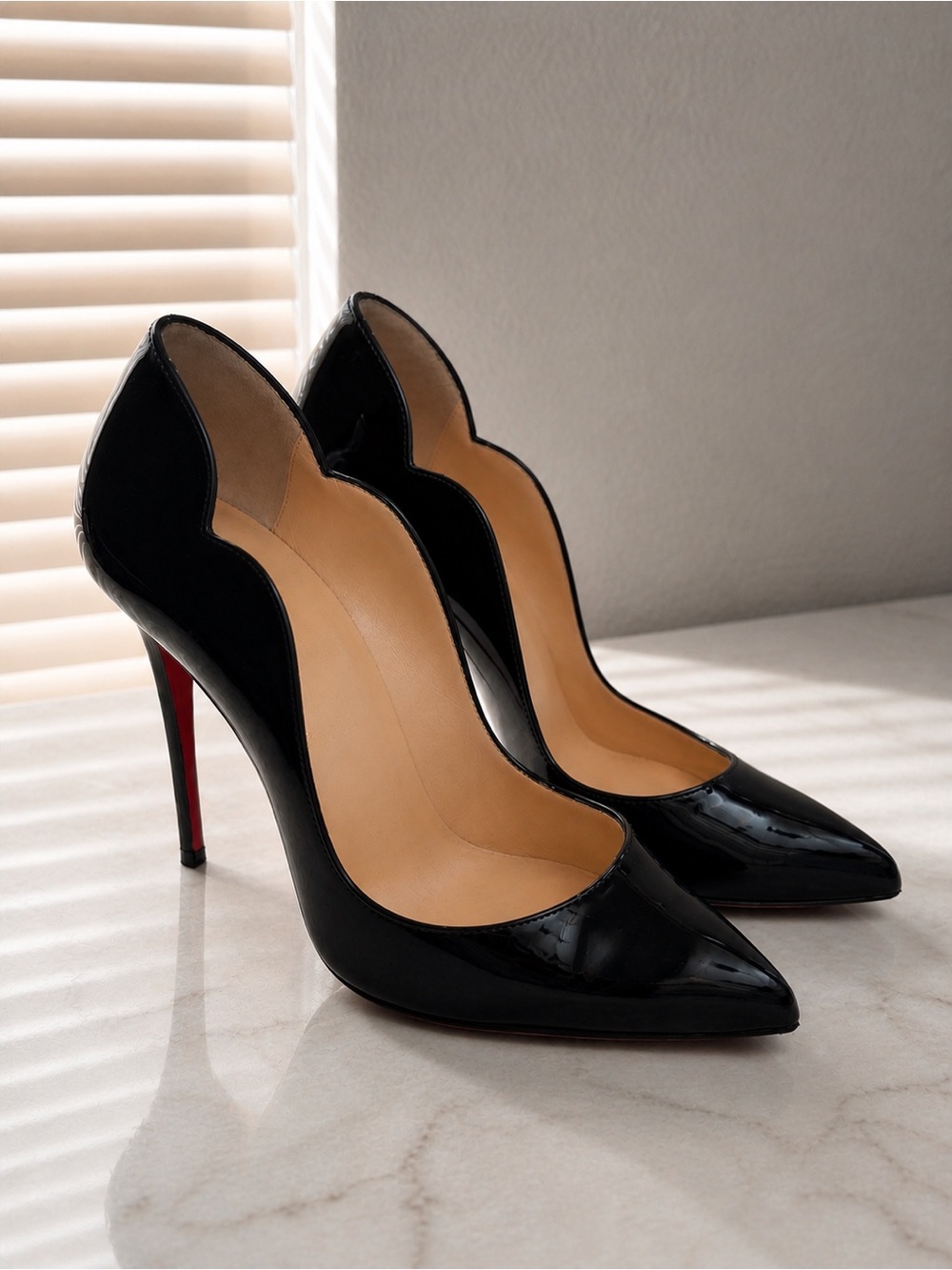 Black   Patent Leather Pointed-Toe Stiletto Pumps - Classic Red Sole
